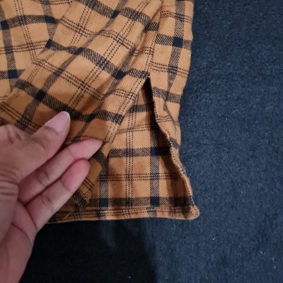 ISABEL MATERNITY BROWN/BLACK PLAID FLANNEL SHIRT SIZE LARGE - Picture 8 of 9